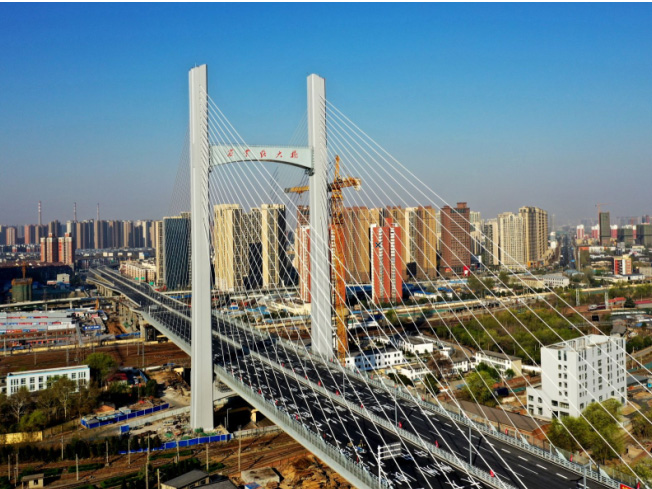 郑州农业路高架（参与施工建设与模板加工）