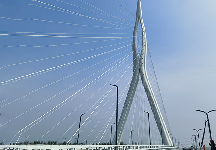 武汉城市地标钢结构桥塔